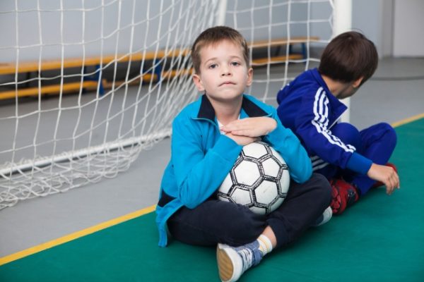 サッカーをすると身長が伸びない その噂を詳しく解説 子供の身長を伸ばす方法はコレ